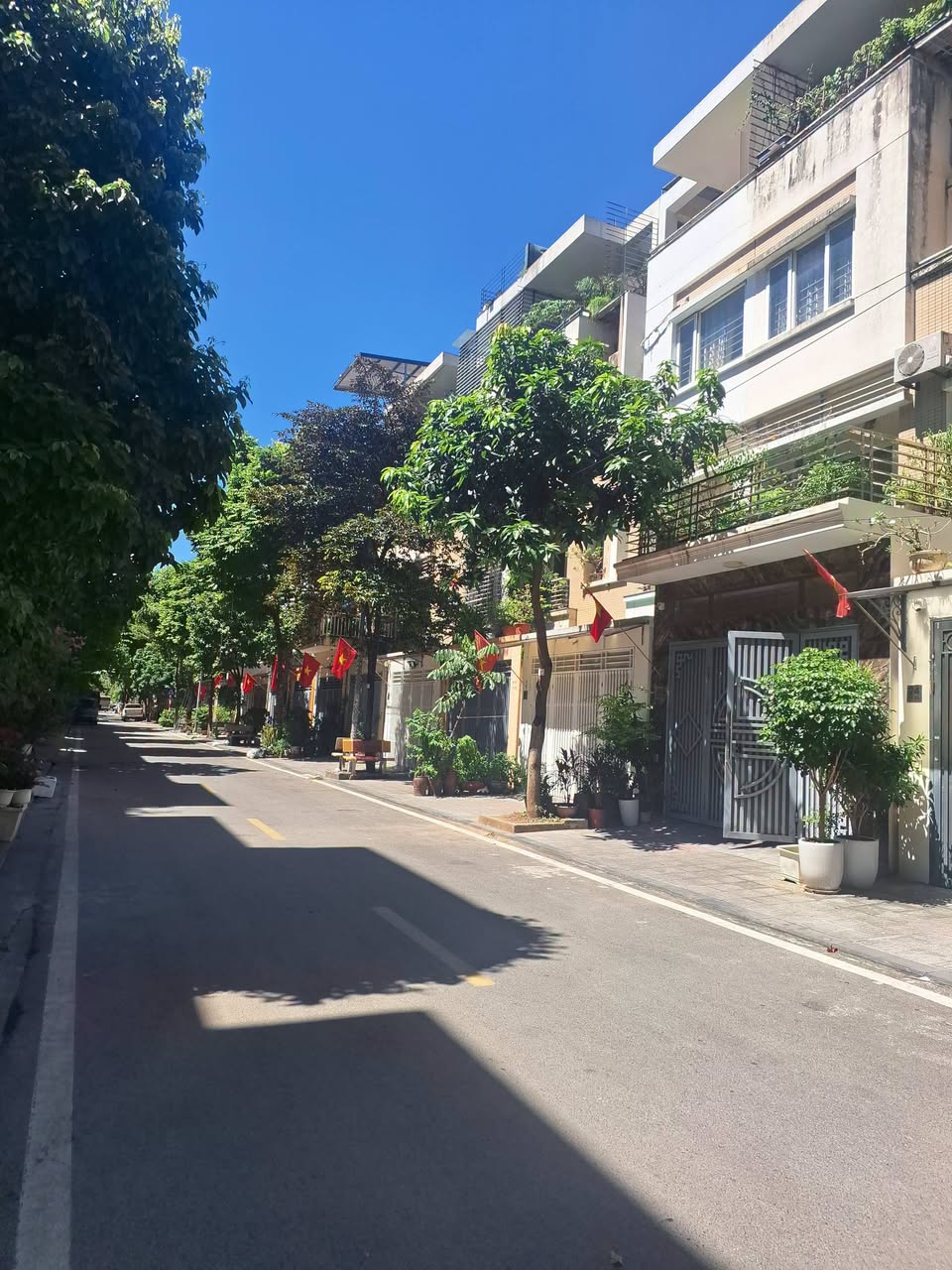 2BR house in Hoan Kiem — photo 2