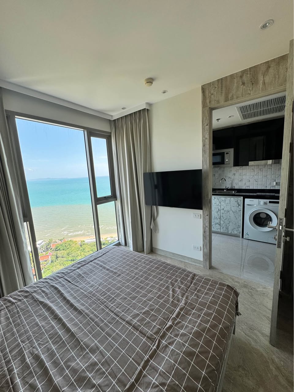 1BR condo in Central Pattaya — photo 3