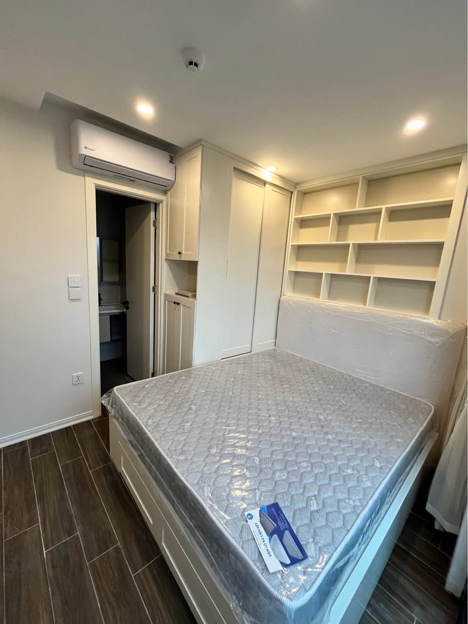 Studio apartment in Tay Ho — photo 5