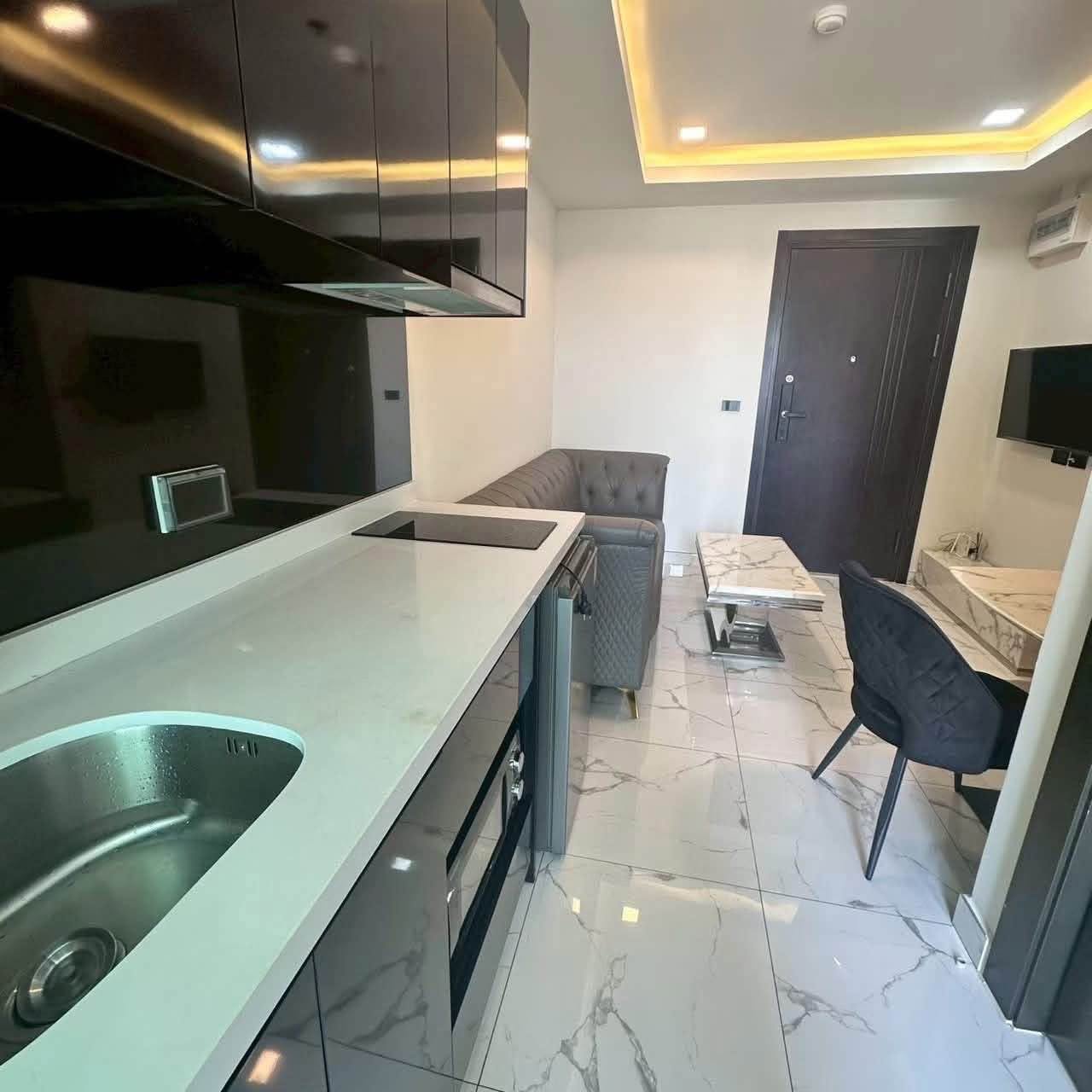 1BR apartment in Bang Lamung — photo 2