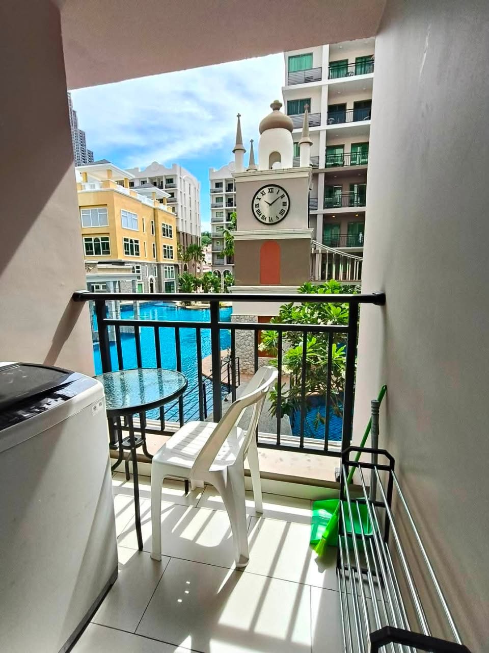 1BR condo in Thappraya — photo 4