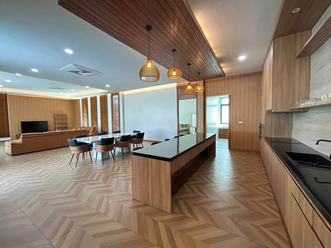 5BR villa in Mabprachan — photo 4