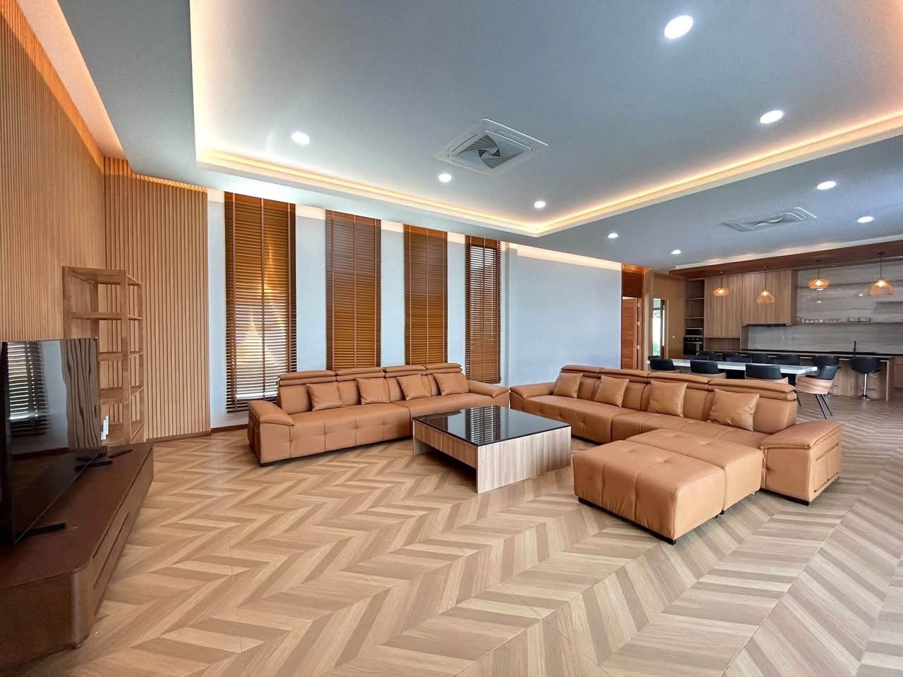 5BR villa in Mabprachan — photo 5