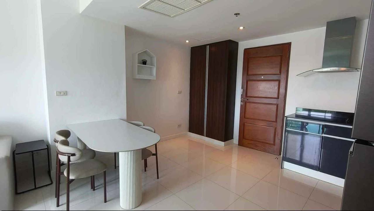 2BR condo in Central Pattaya — photo 2