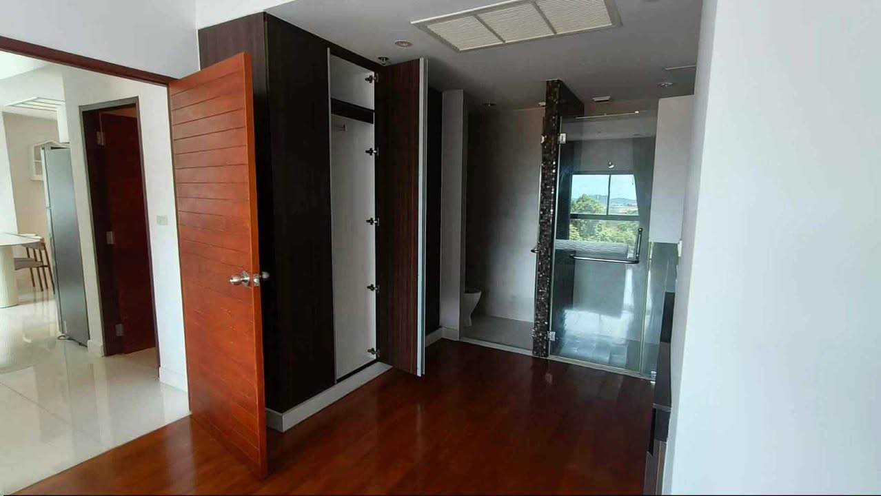 2BR condo in Central Pattaya — photo 3