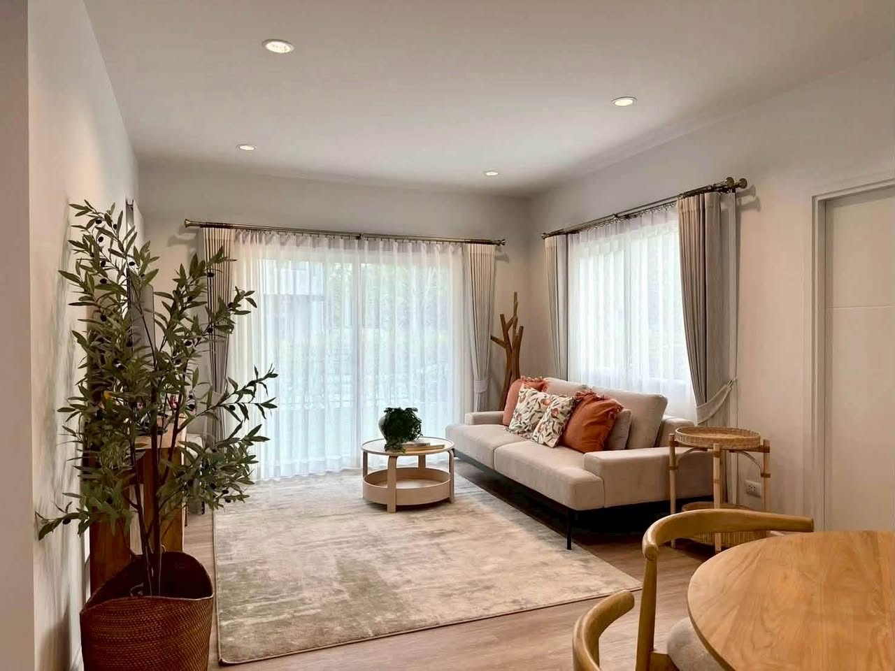 4BR house in Kathu — photo 3
