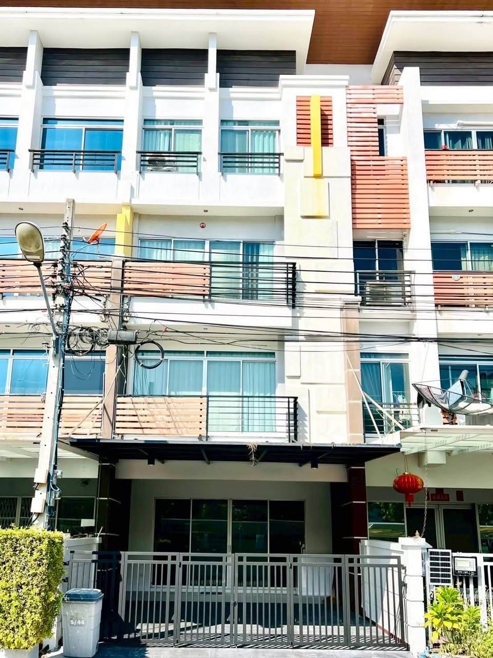 4BR rental in Srinakarin — photo 2