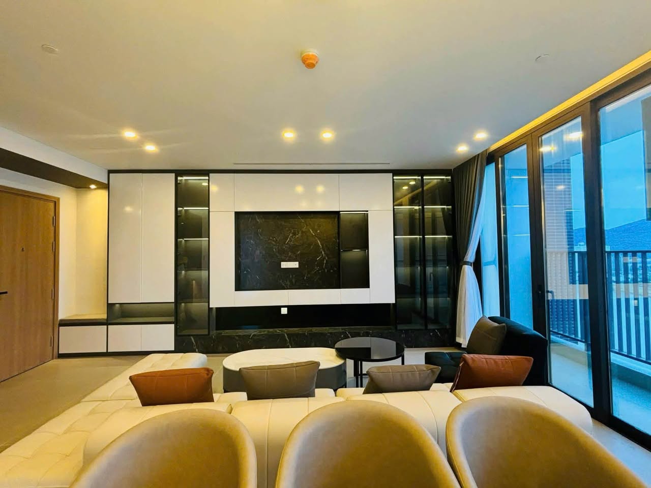 2BR apartment in Ngu Hanh Son — photo 4