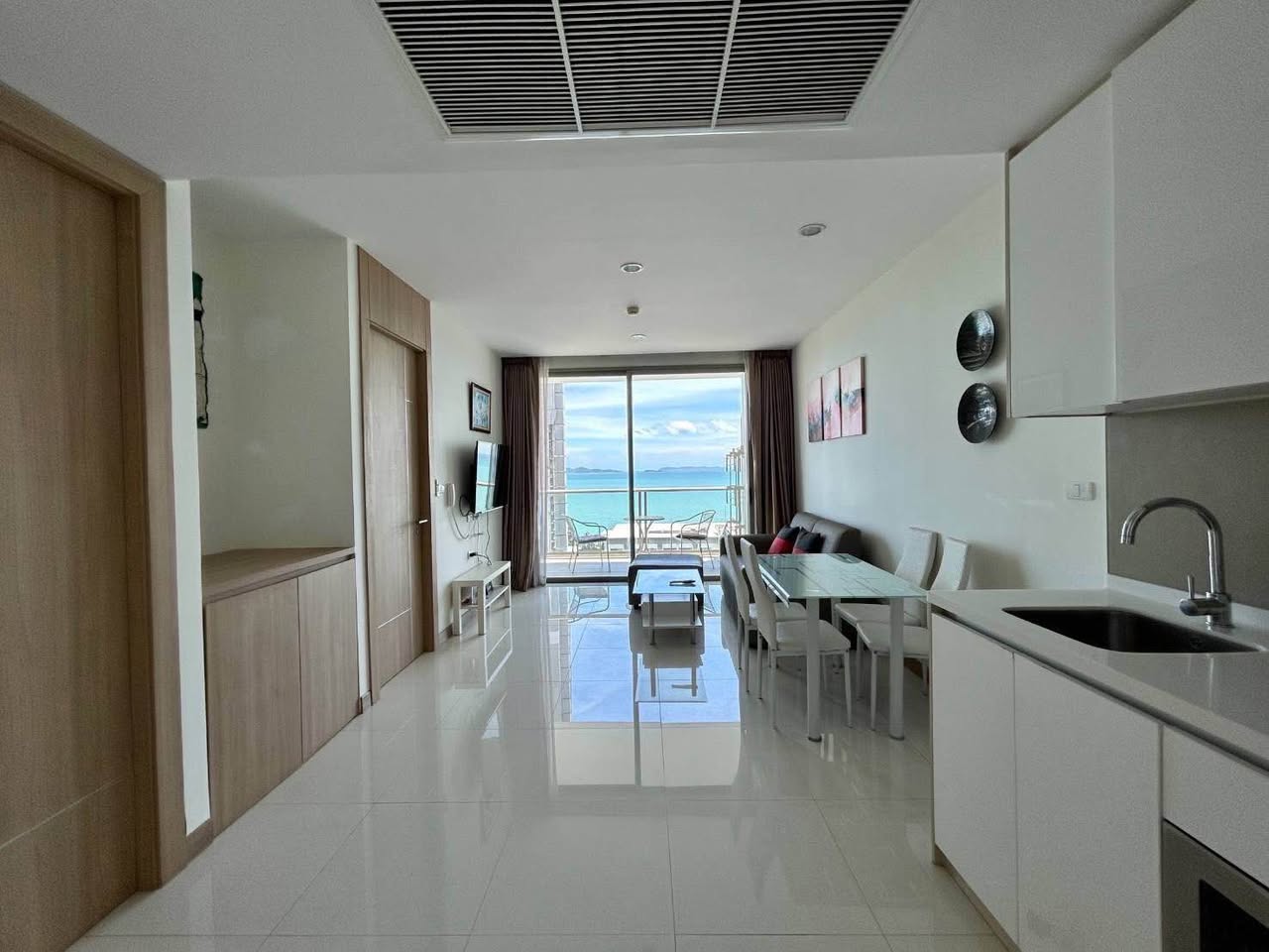 1BR condo in Wongamat — photo 4