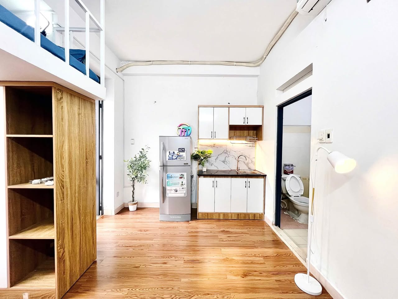 duplex in District 10 — photo 2