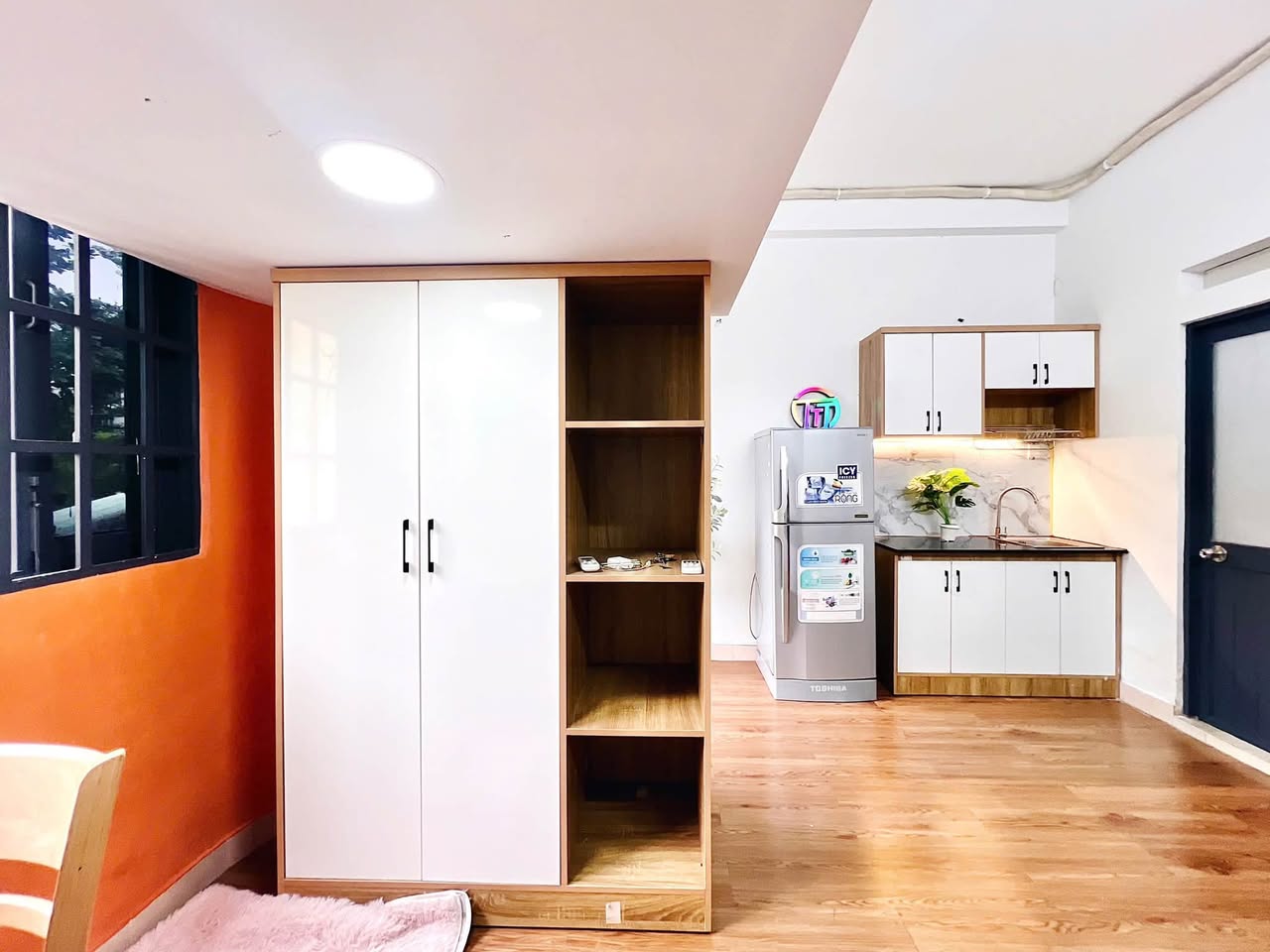 duplex in District 10 — photo 4