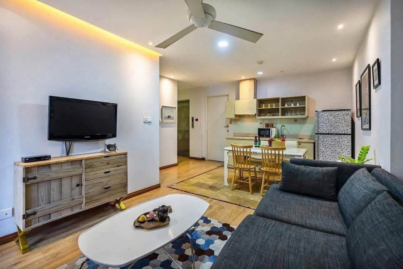 2BR apartment in Phu Nhuan — photo 2