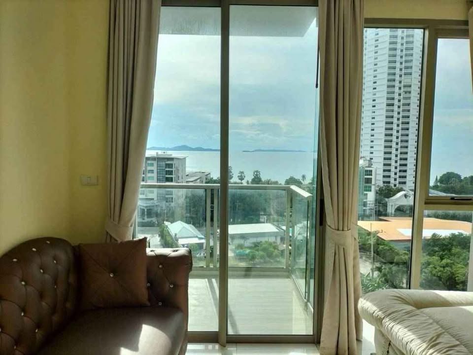 Studio condo in Wongamat — photo 3