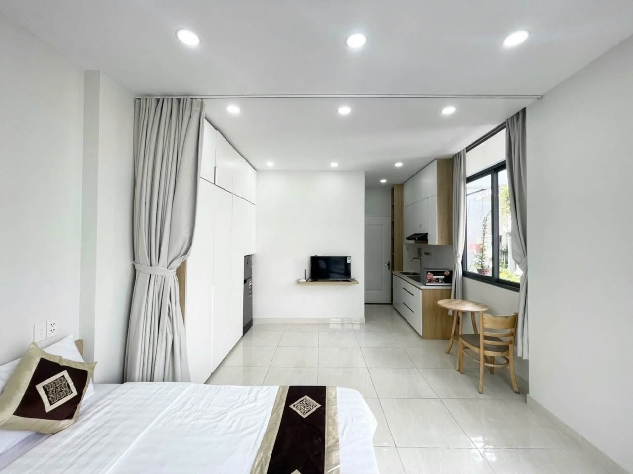 Studio studio — photo 2