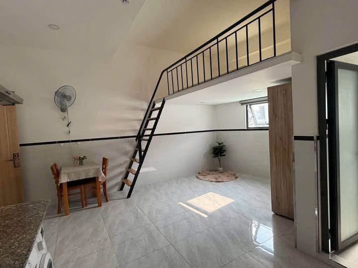 duplex in District 10 — photo 3
