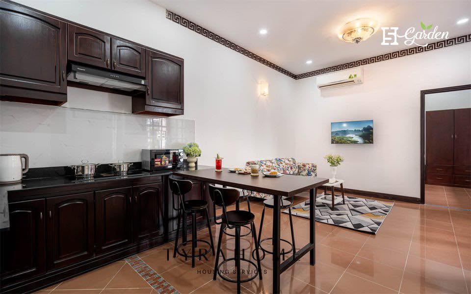 2BR apartment in Phu Nhuan — photo 2
