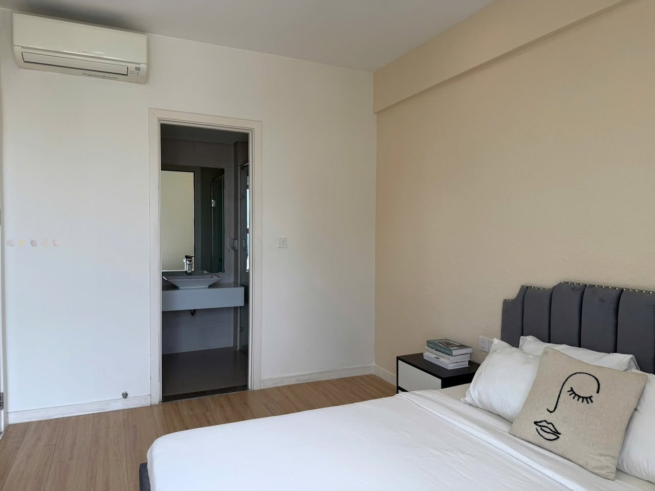 2BR apartment in District 7 — photo 2
