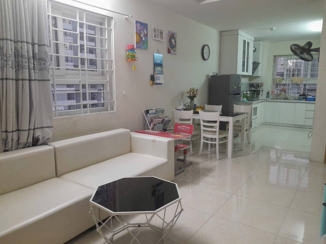 2BR apartment in Hai Ba Trung — photo 2