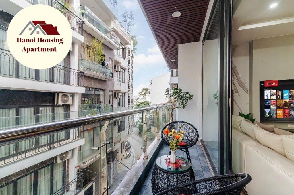 3BR apartment in Tay Ho — photo 3