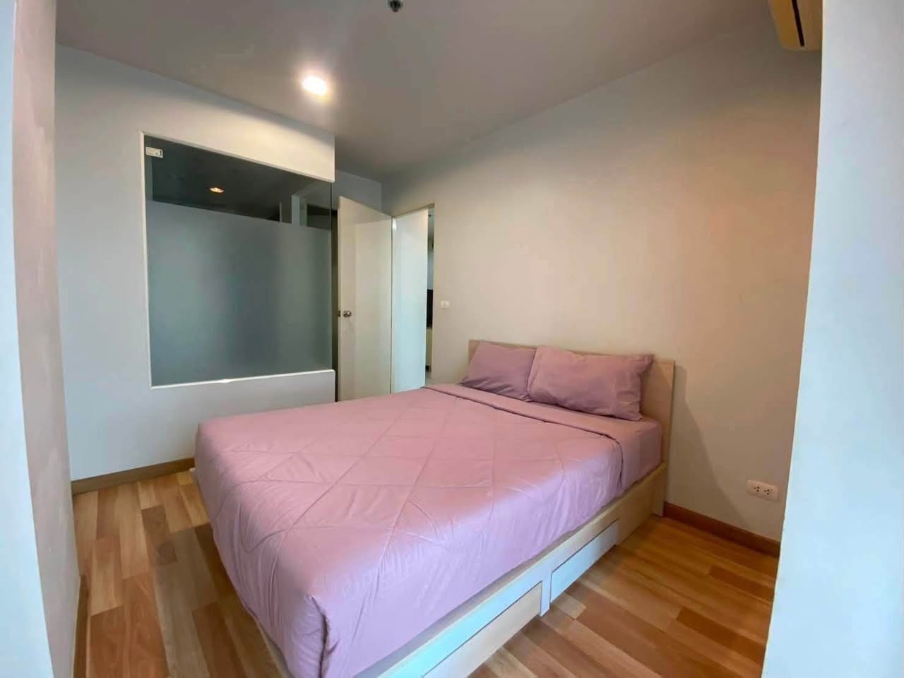 1BR apartment in Huai Khwang — photo 4