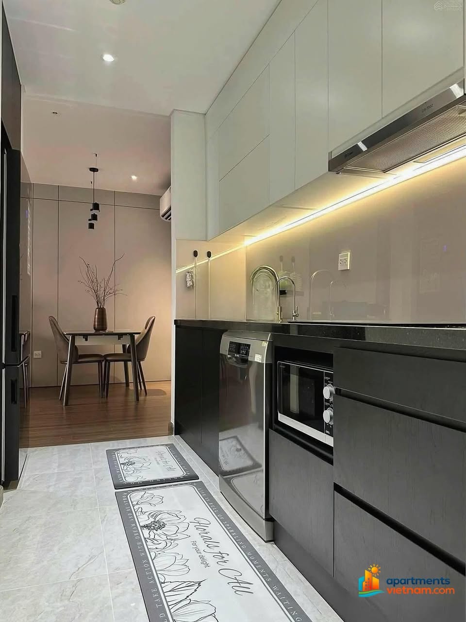2BR apartment in Ngu Hanh Son — photo 1