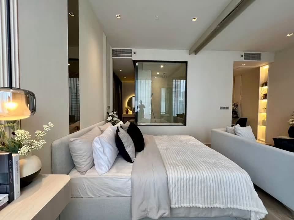 1BR apartment in Silom — photo 2