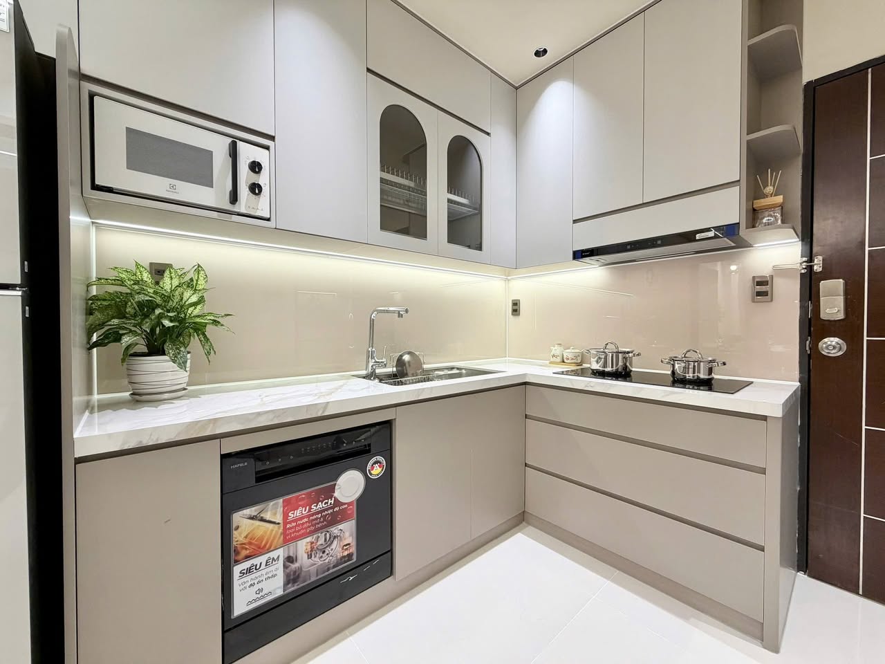 2BR apartment in District 7 — photo 5