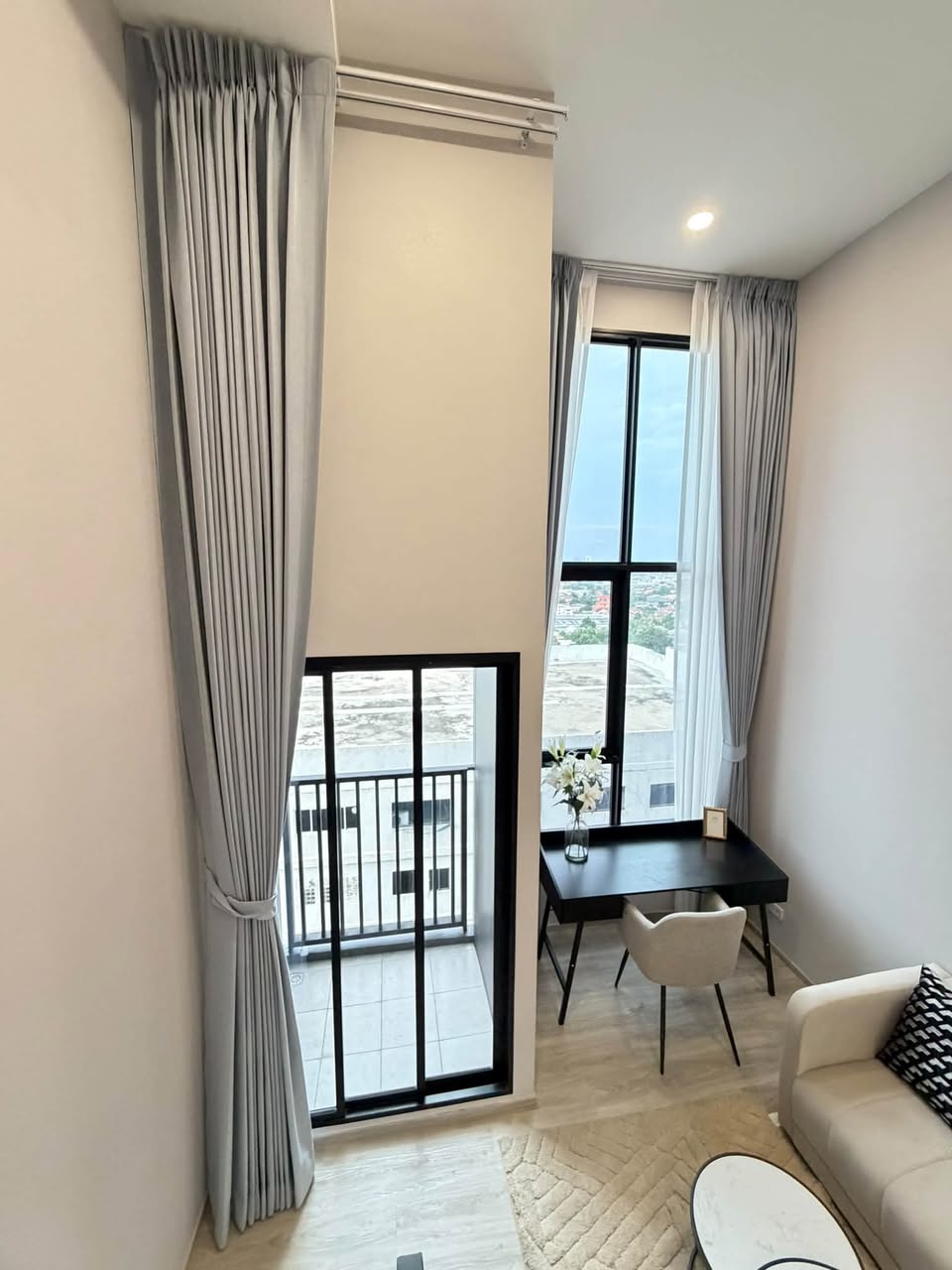 1BR condo in Srinakarin — photo 4