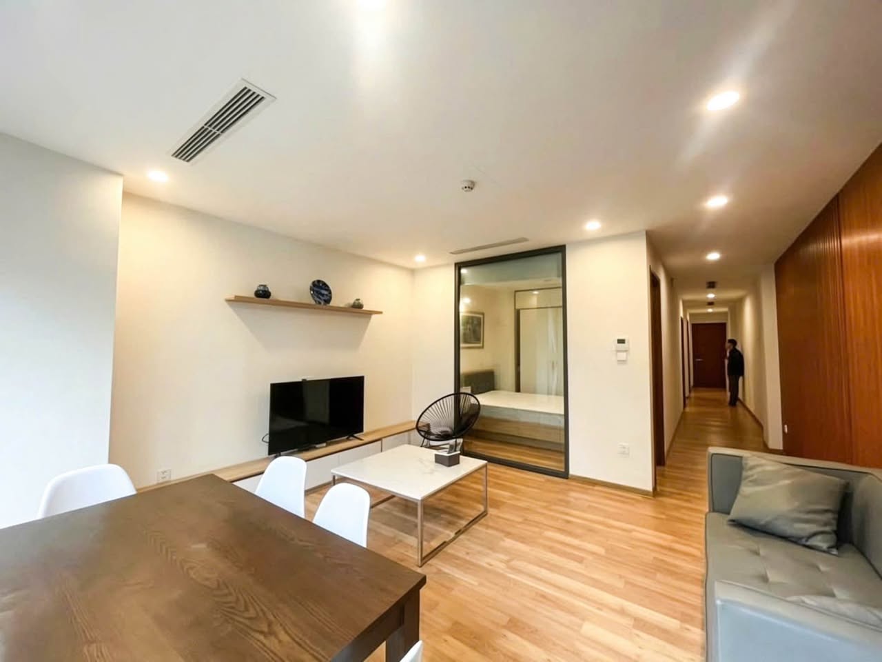 2BR apartment in Ba Dinh — photo 4