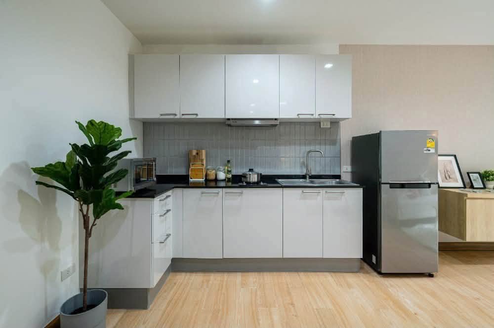 2BR apartment in Phrom Phong — photo 2