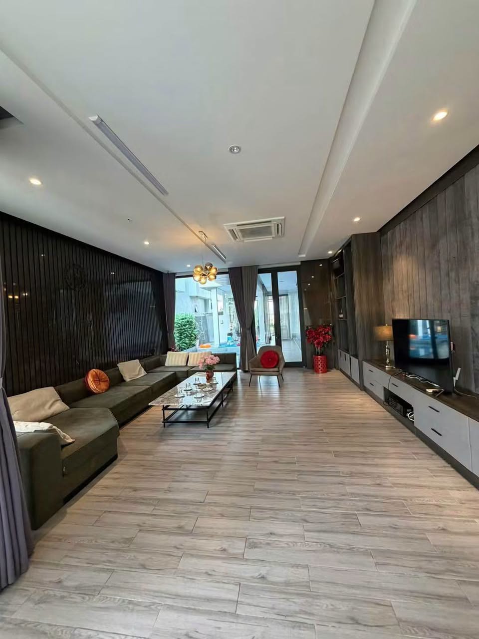 4BR villa in Hoa Xuan — photo 4