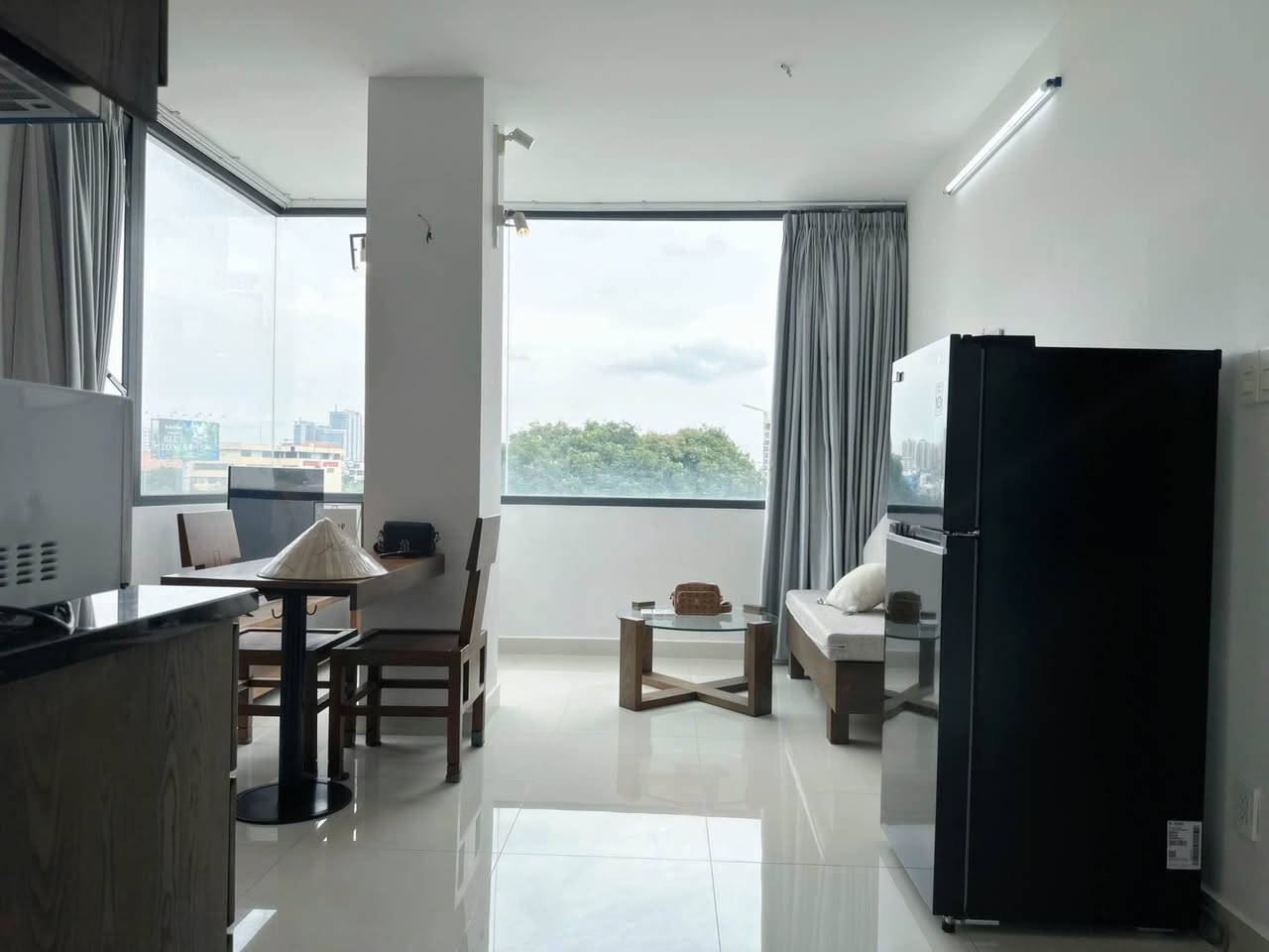 2BR apartment in Phu Nhuan — photo 3