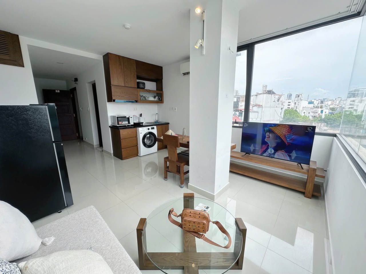 2BR apartment in Phu Nhuan — photo 4