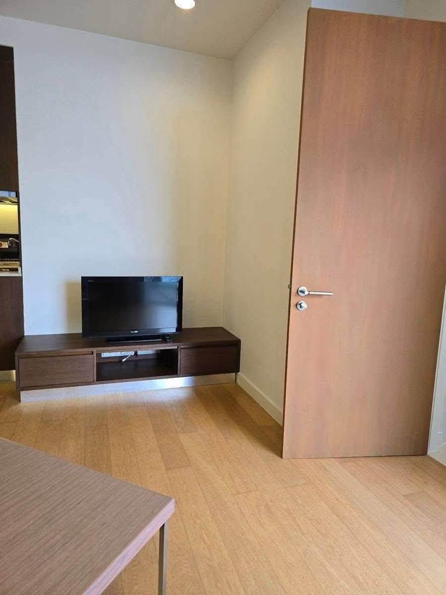 1BR apartment in Riverside — photo 4