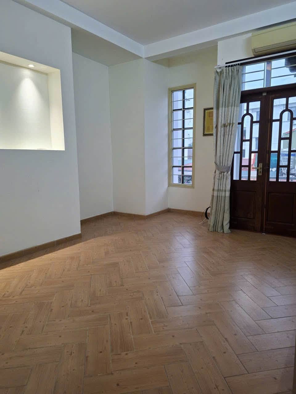4BR house in Hanoi — photo 3