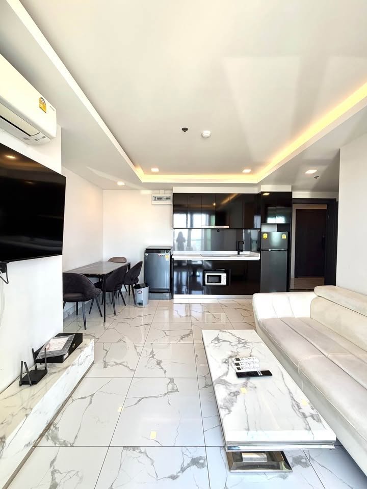 2BR condo in Central Pattaya — photo 2