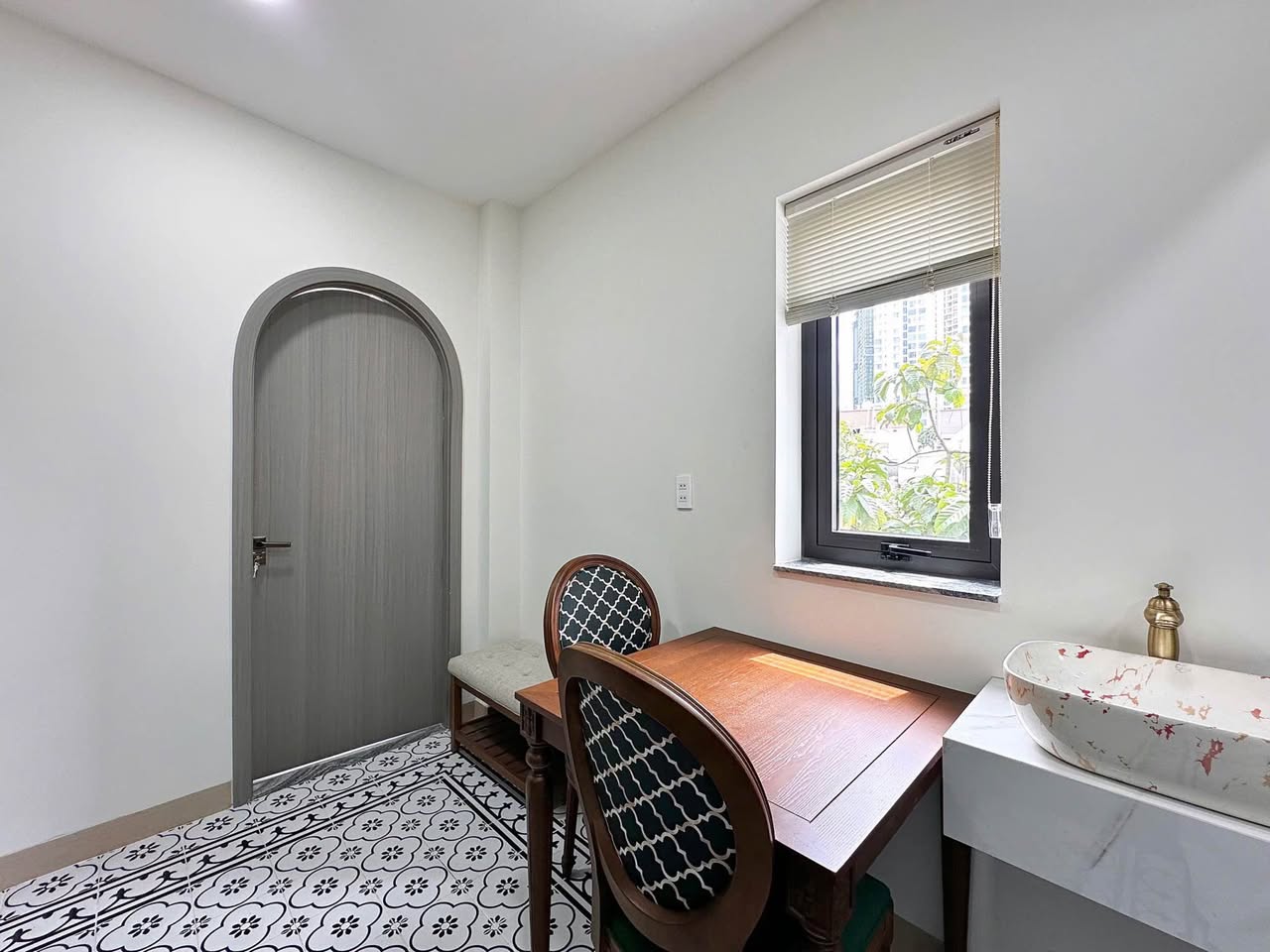 1BR serviced-apartment in District 2 — photo 2