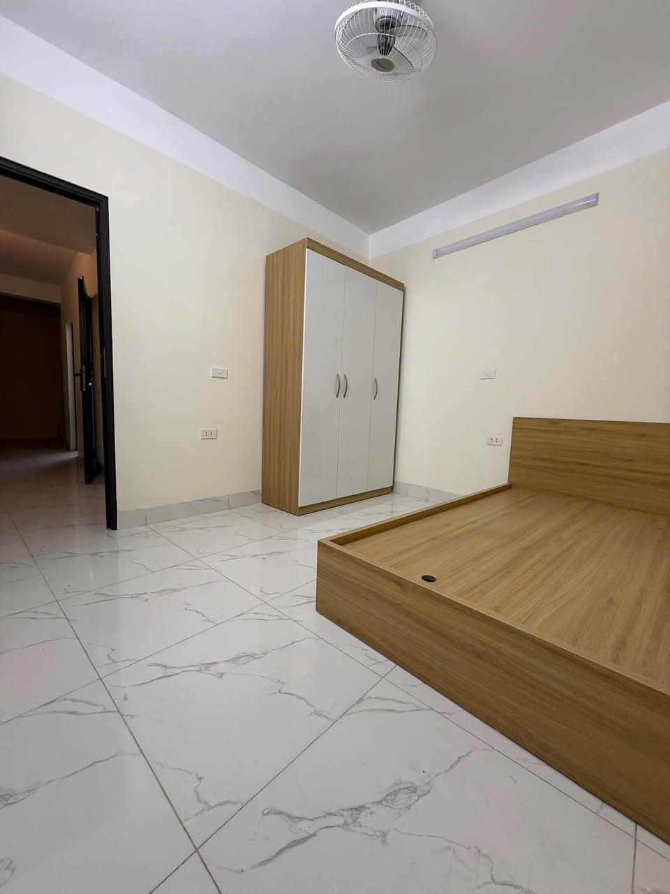 2BR apartment in Tay Ho — photo 2