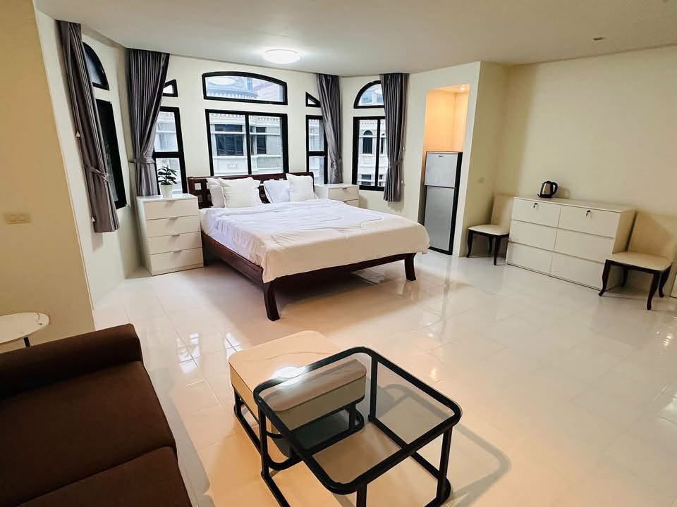 4BR rental in Sukhumvit — photo 2
