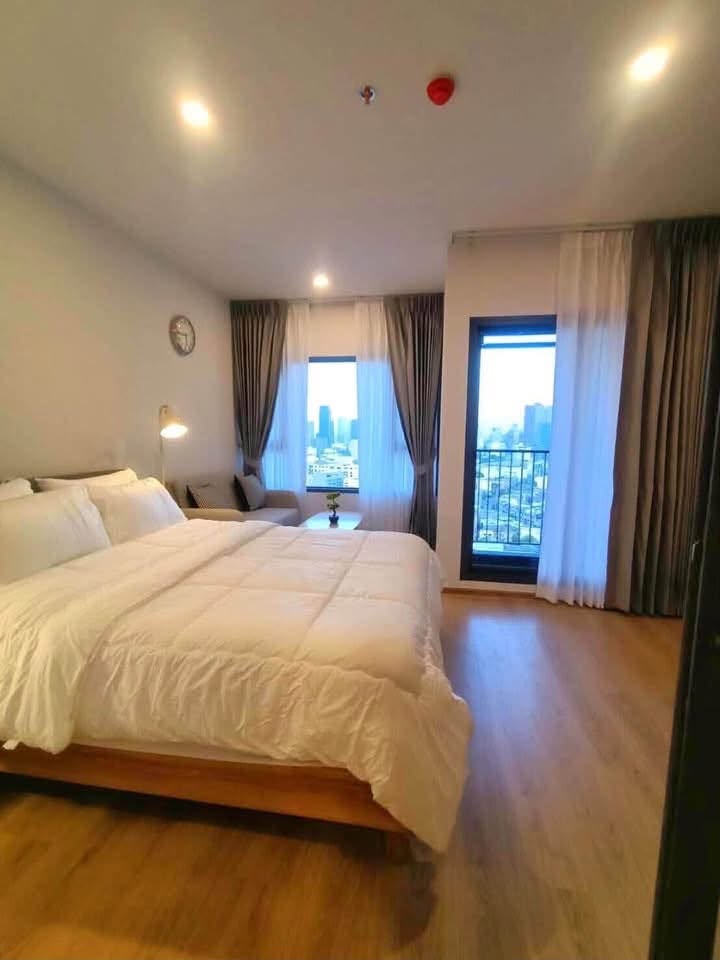 Studio condo in Asok — photo 2