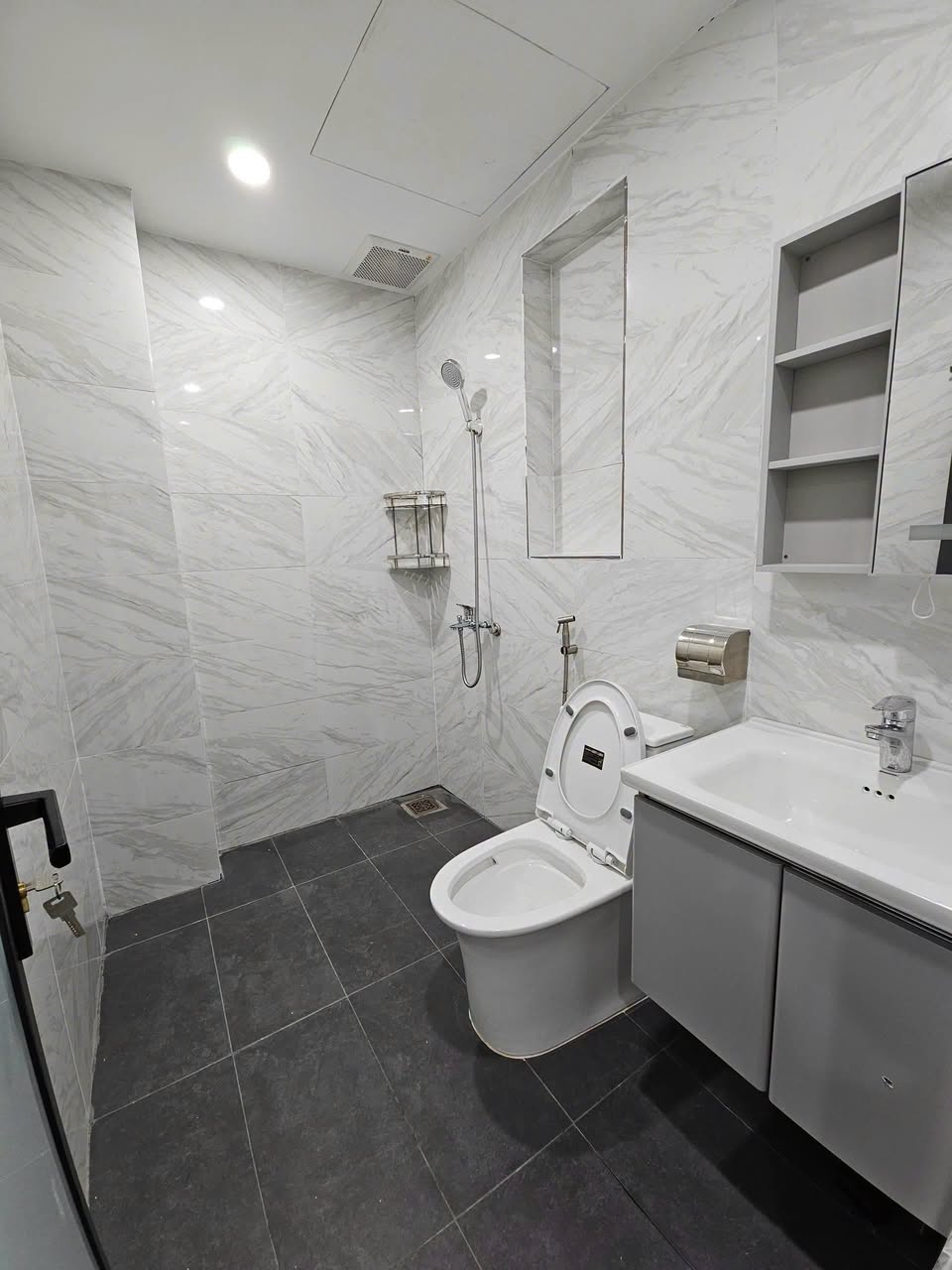 2BR apartment in Hai Chau — photo 2