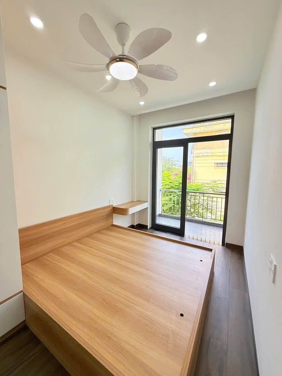 2BR apartment in Ngu Hanh Son — photo 3