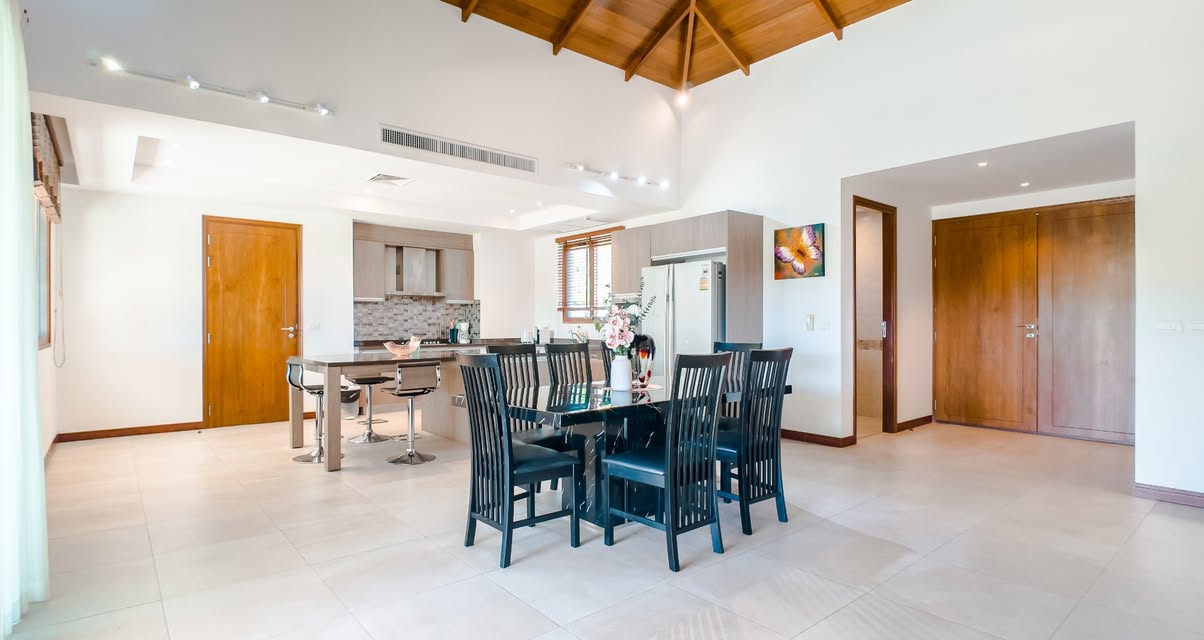 4BR villa in Cherng Talay — photo 4