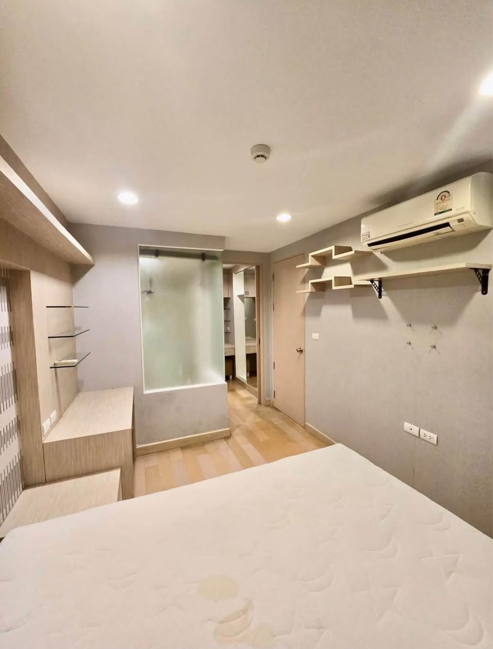 1BR condo in Sathorn — photo 5