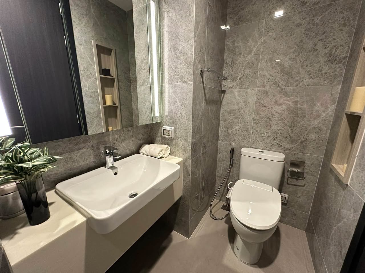 condo in Ari — photo 4