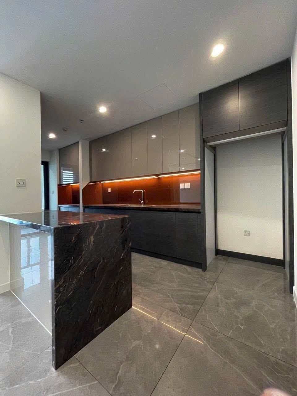 2BR apartment in District 7 — photo 4