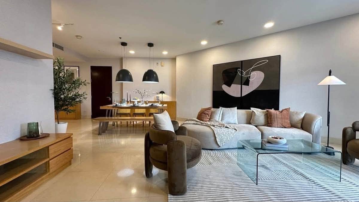 2BR rental in Riverside — photo 2