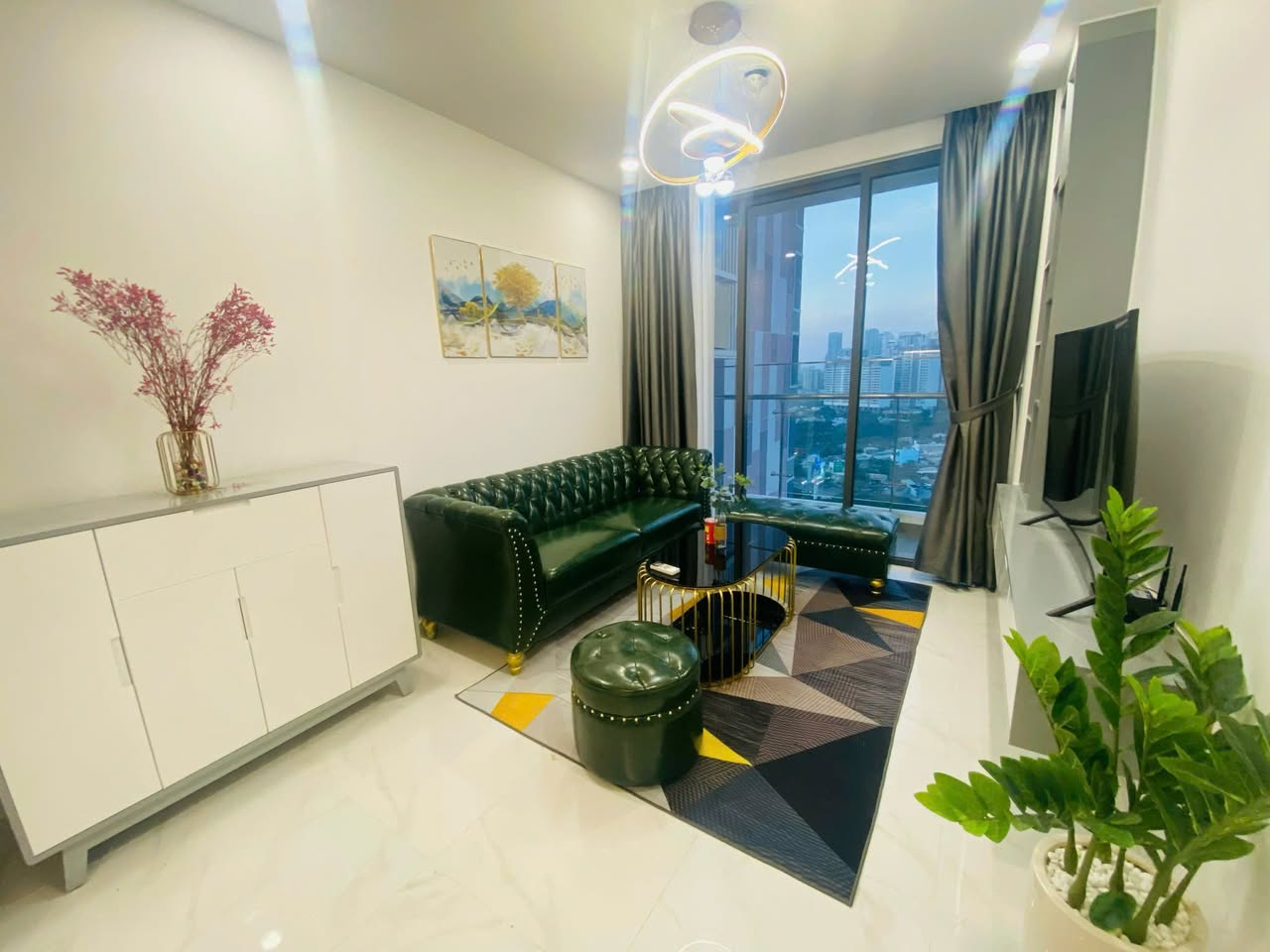 2BR apartment in District 2 — photo 3