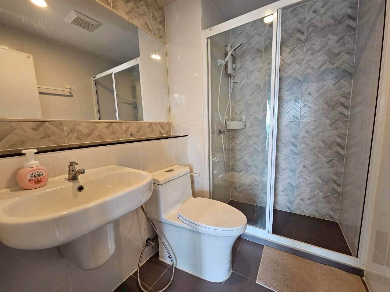 1BR condo in Bang Na — photo 5