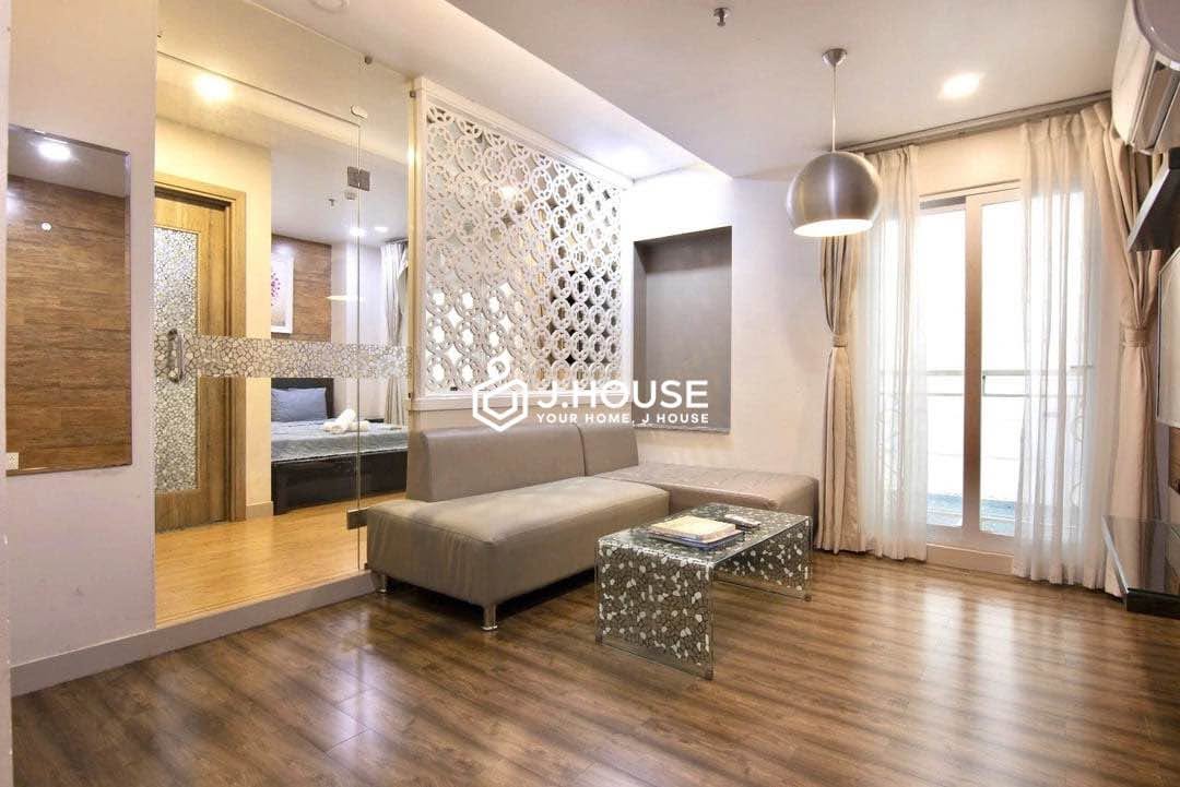 1BR apartment in Phu Nhuan — photo 4
